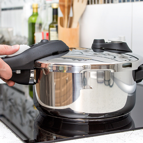 How to Use a Pressure Cooker 