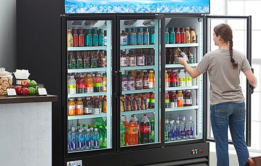 Fans for drinks and bottle coolers in the retail sector