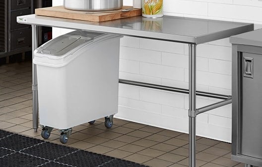 Commercial Worktables & Workstations,Work Bench Table，Stainless Steel Commercial Kitchen Prep & Work Table with Storage，Food Prep Table，Folding Work Table,Work Benches for Garage，BBQ Table 