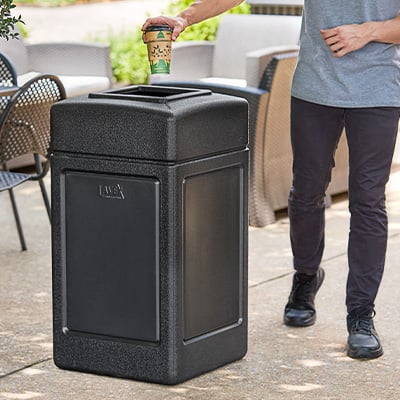 Commercial Trash Can Restaurant Outdoor Large Garbage Waste Recycle Bin  NEW!