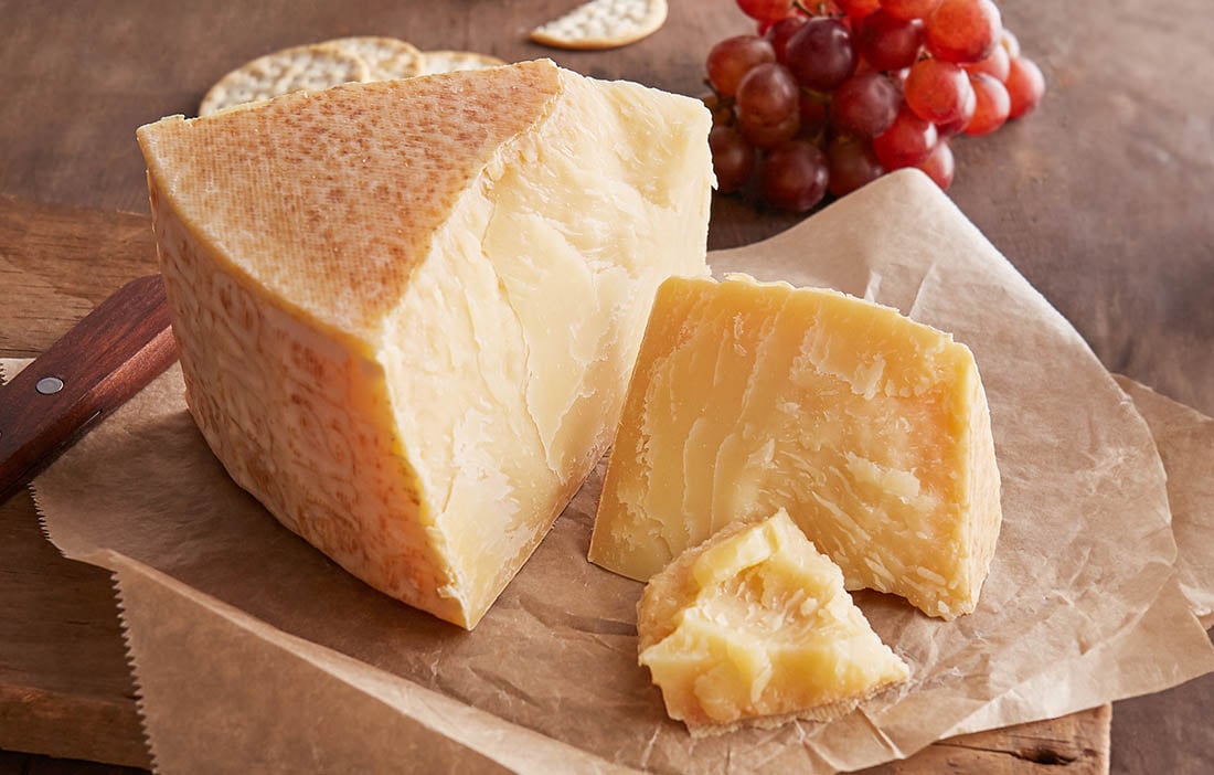 Bulk Cheese Products, Foodservice Supplier